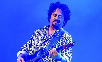 I Once Did a Solo on a David Crosby Record Without Ever Hearing the Song:  Steve Lukather Reveals His Most Shocking Studio Sessions